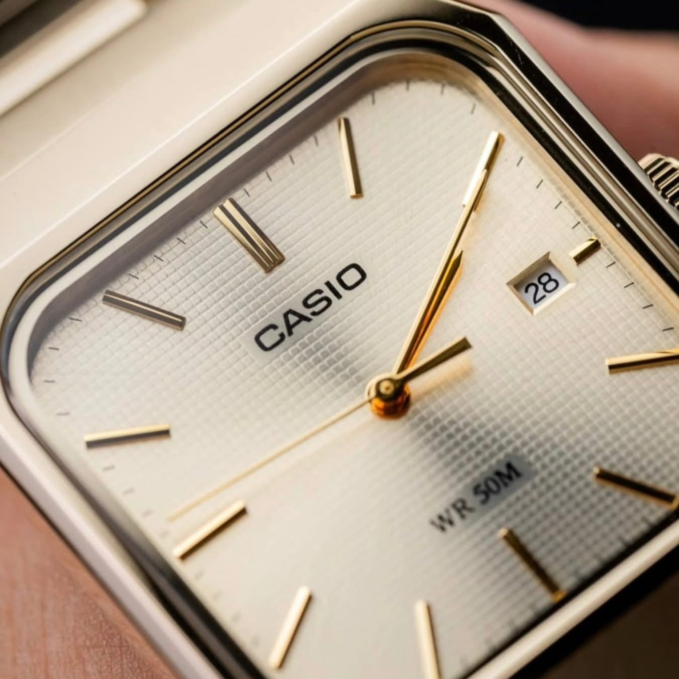 CASIO - MTP-B185G-9AV